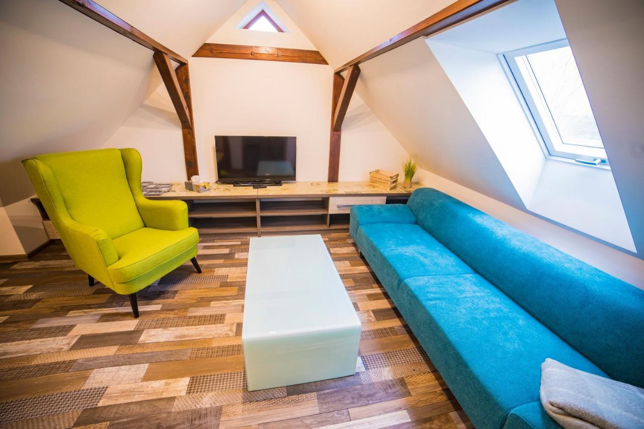 Apartman Dvorce Stráž nad Nežárkou エクステリア 写真